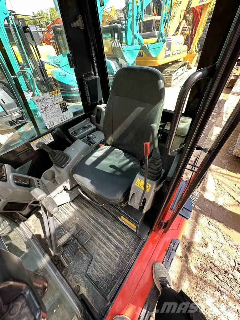 Kubota KX 155 Roomikekskavaatorid