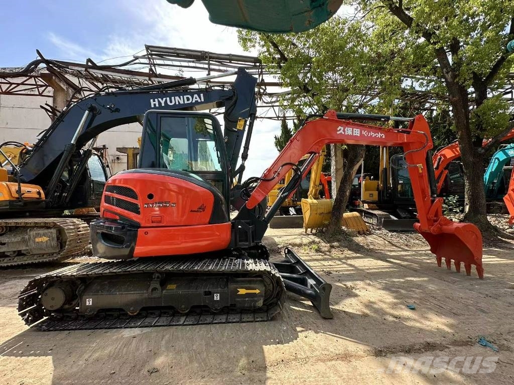 Kubota KX 155 Roomikekskavaatorid