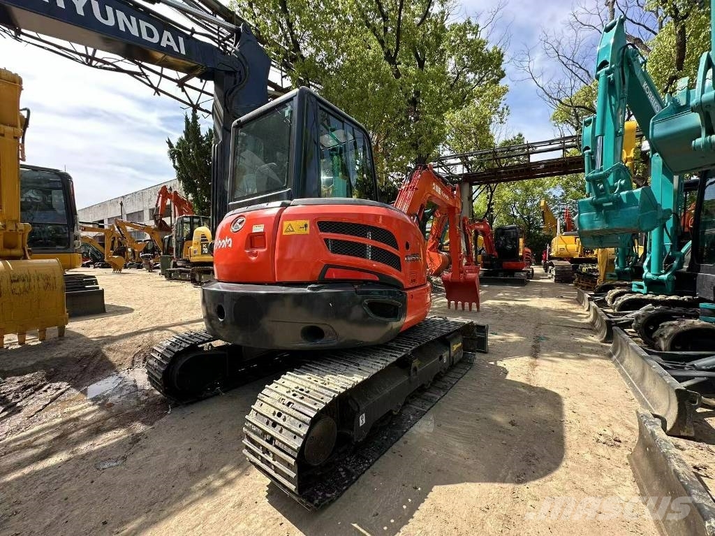 Kubota KX 155 Roomikekskavaatorid