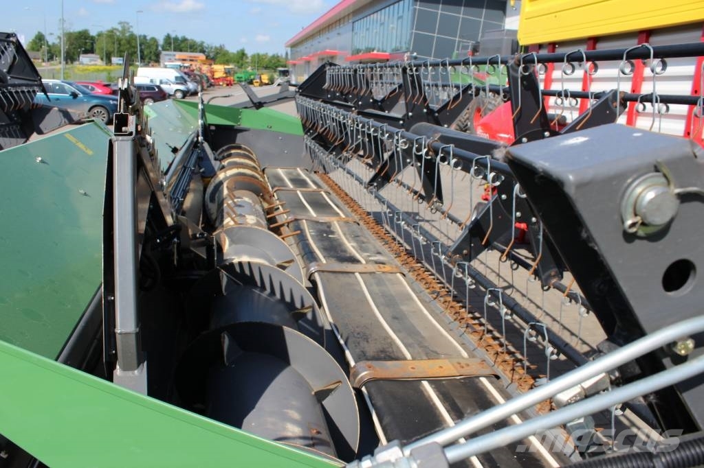 Fendt 6335 C Kombajni