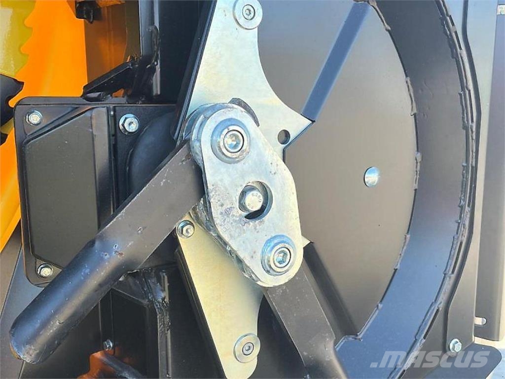 Kemper 460 Pro StalkBuster Mulcher Maisgebiss Dodatna oprema za kombajne