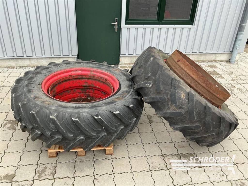 18.4 R 38 ZWILLINGSBEREIFUNG Спарені колеса