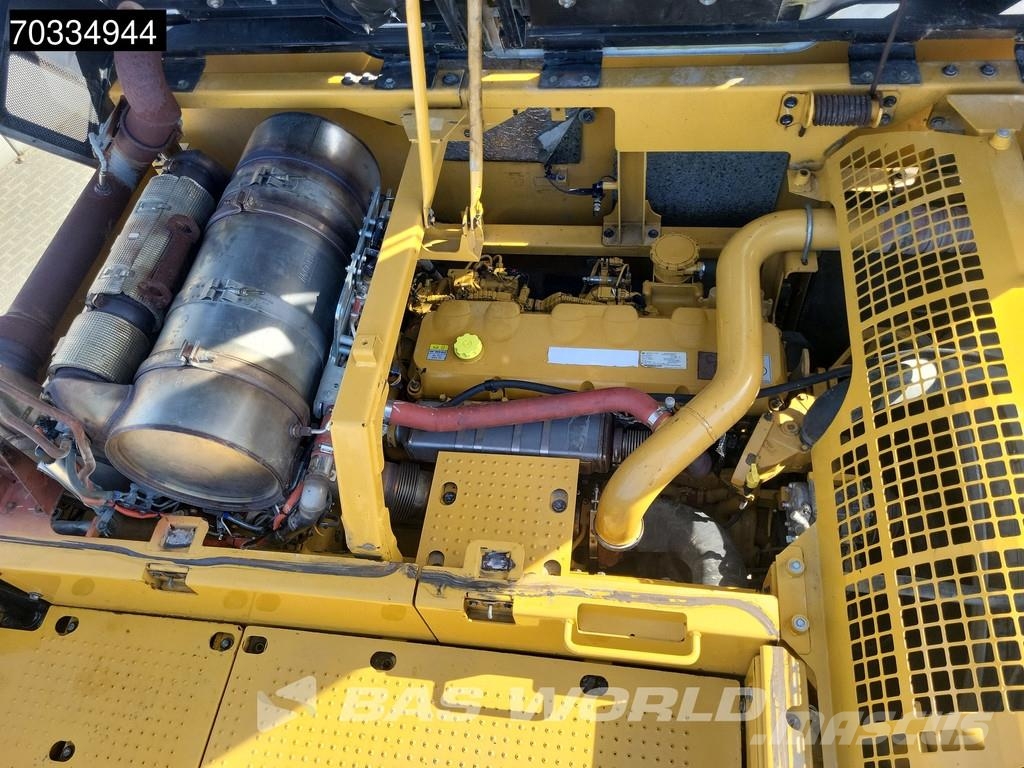 CAT 352 F Rupsgraafmachines