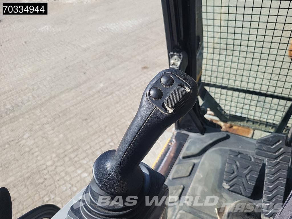CAT 352 F Bageri gusjeničari