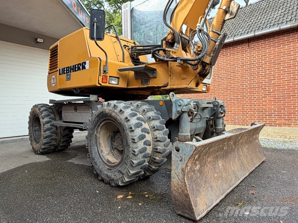 Liebherr A 308 Wielgraafmachines