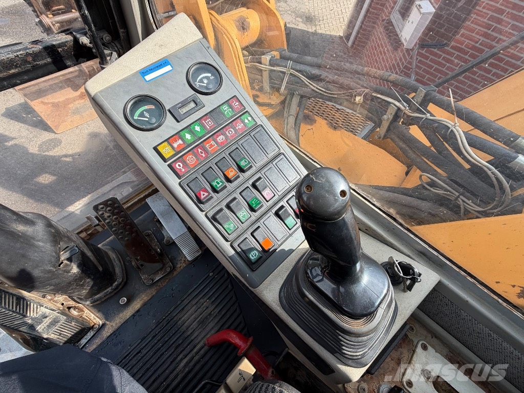 Liebherr A 308 Wielgraafmachines