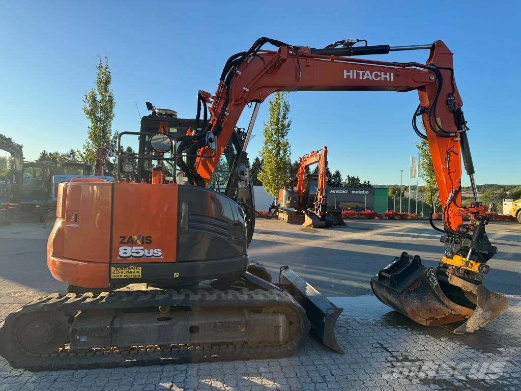 Hitachi ZX 85 US-6 Midi bageri 7t – 12t