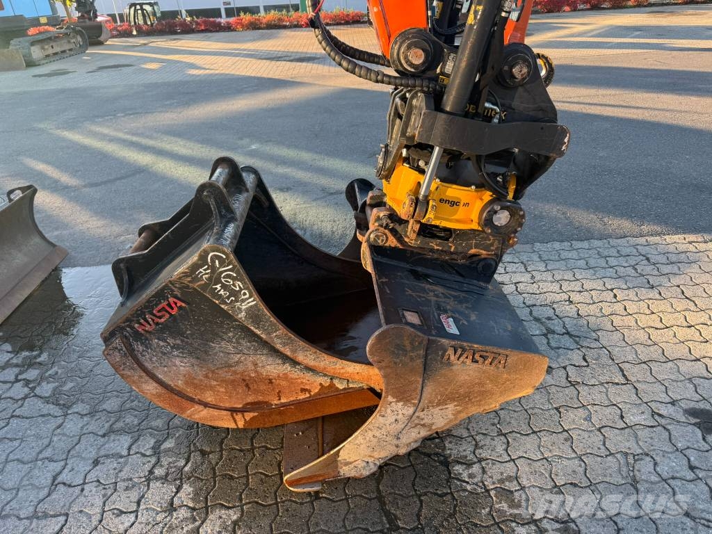 Hitachi ZX 85 US-6 Midi bageri 7t – 12t