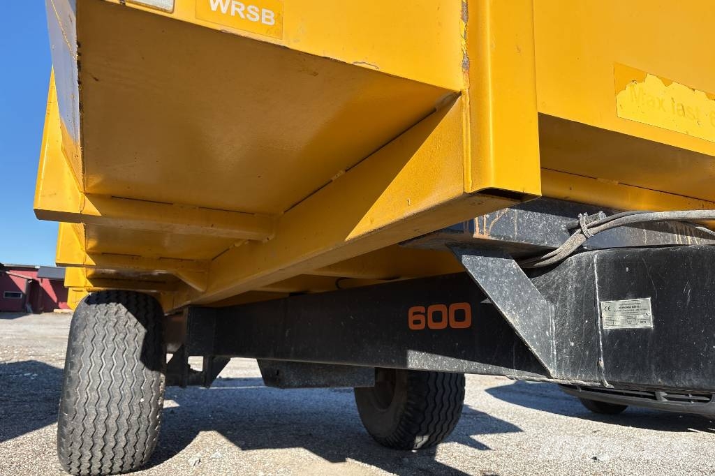JCB Hydradig 110W inkl 3 skopor och Palmse kärra Hjulgravere