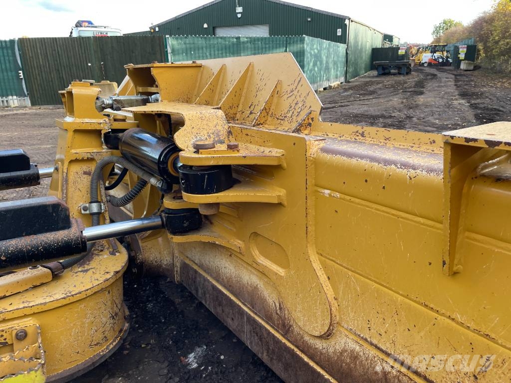CAT D 5 LGP 履带式推土机