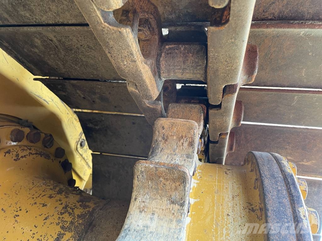CAT D 5 LGP 履带式推土机