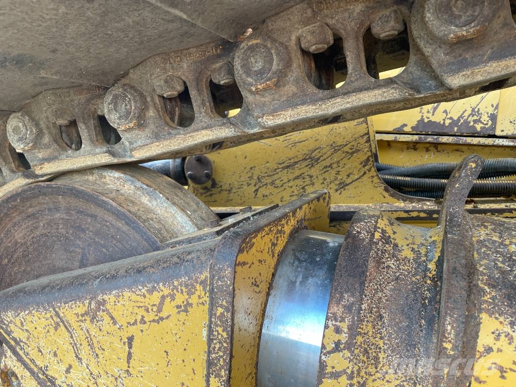 CAT D 5 LGP 履带式推土机