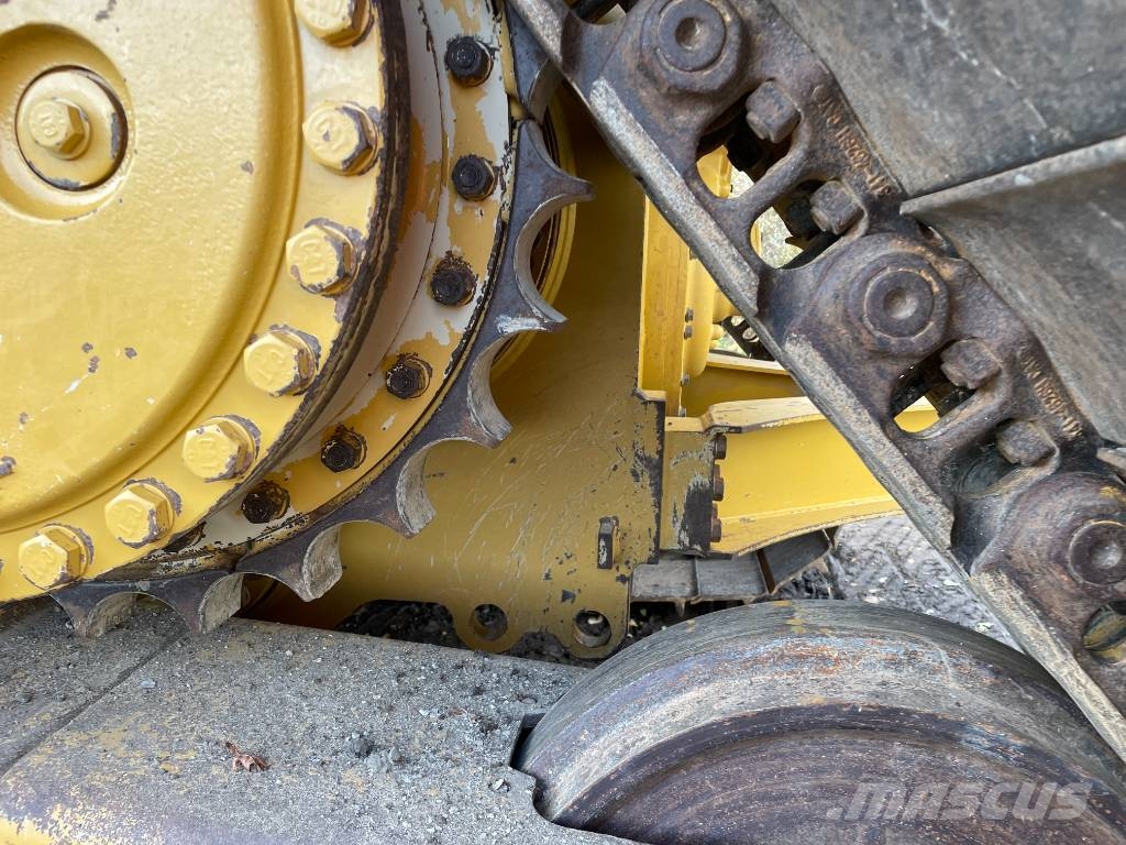 CAT D 5 LGP 履带式推土机