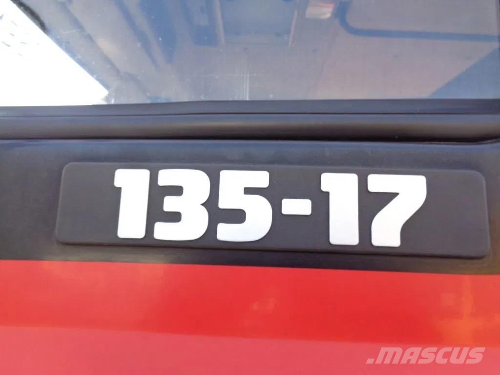Iveco 135-17 Manual + Firetruck شاحنات حريق
