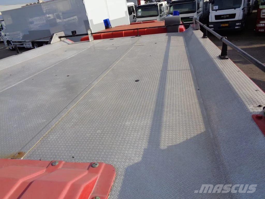 Iveco 135-17 Manual + Firetruck شاحنات حريق