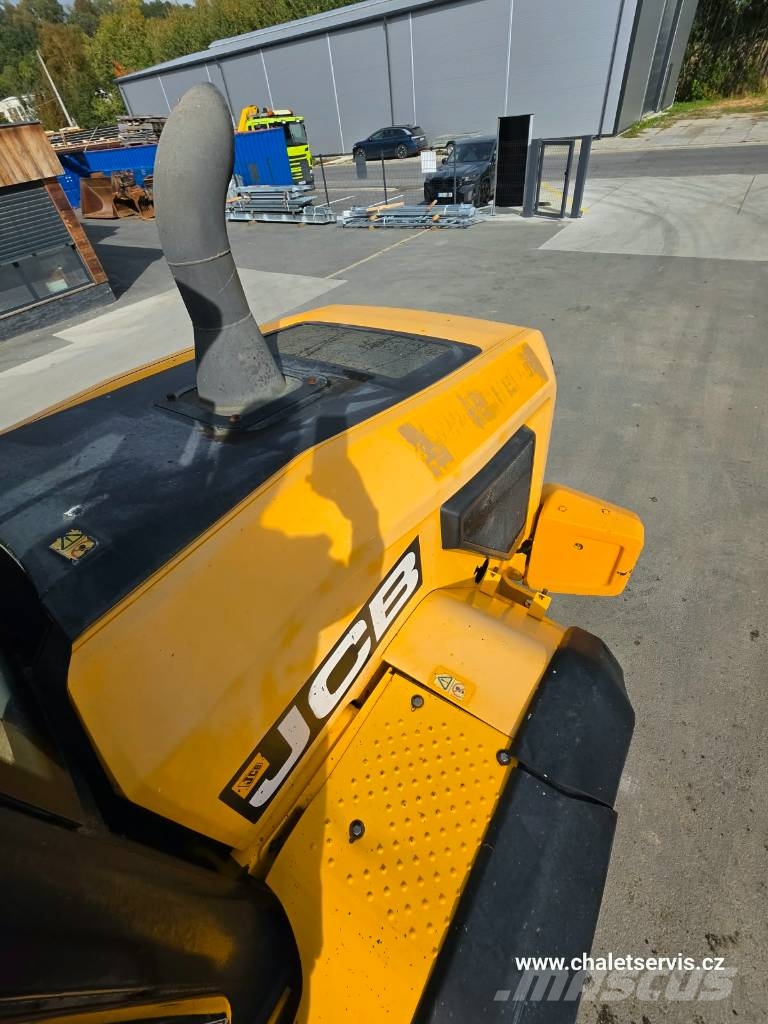 JCB 437 WHT Kolové nakladače