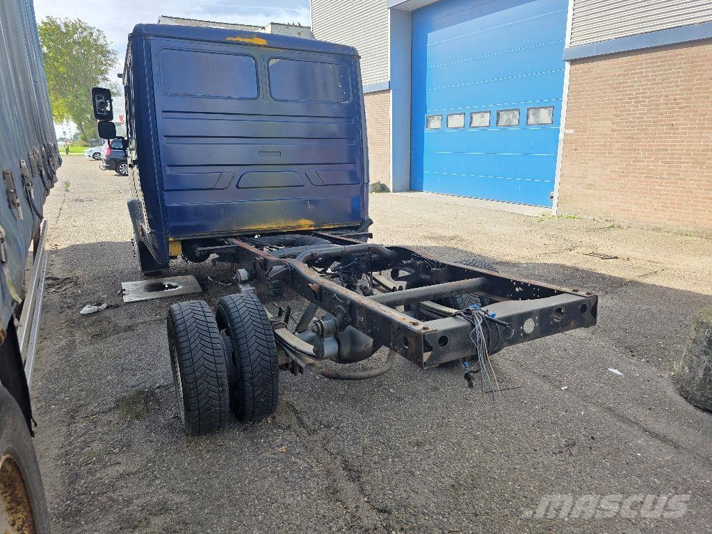 Mercedes-Benz 814DA Šasija ar kabīni