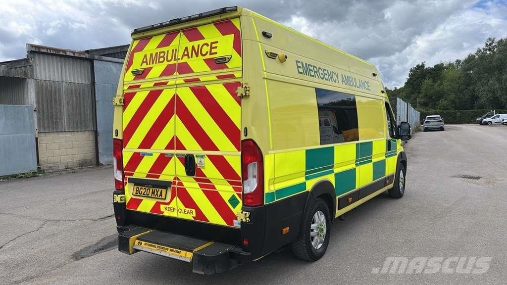 Fiat Ducato A&E Fiat Ducato A&E Box Body with Stryker P Sanitky