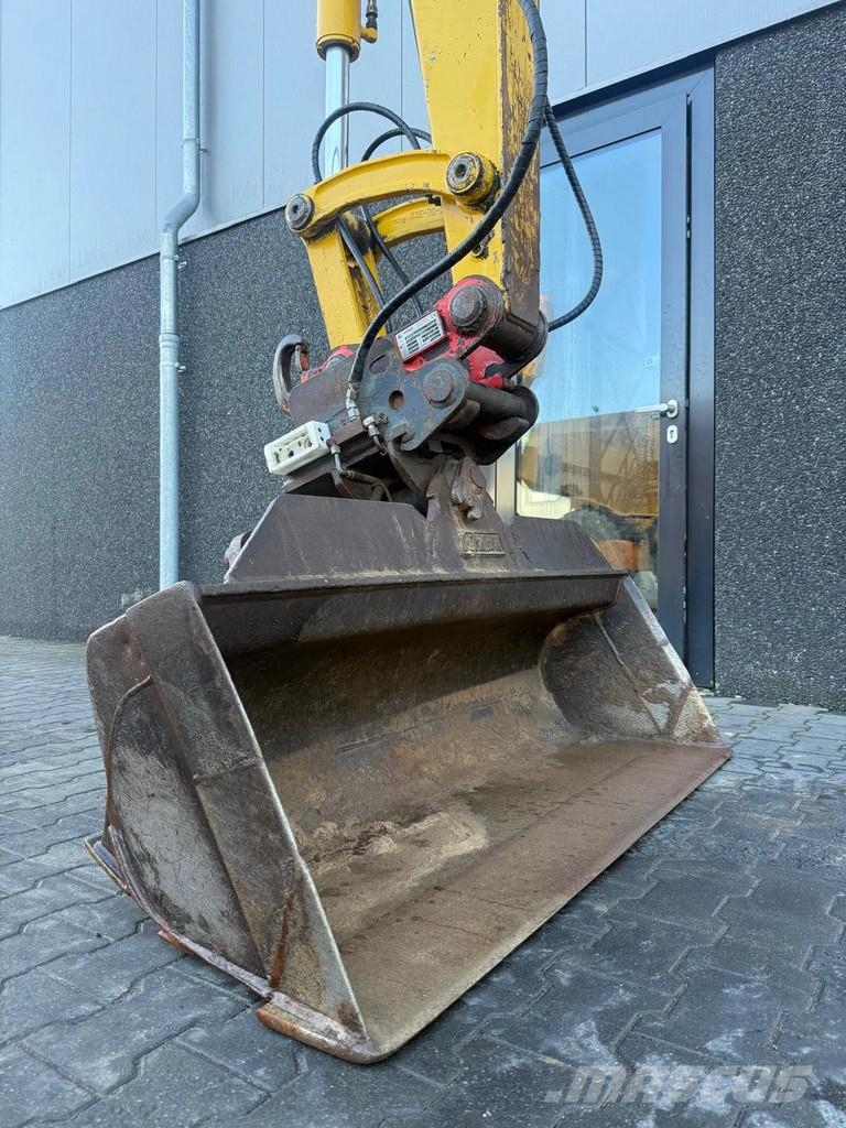 Komatsu PC80MR-3 Midibagger 7t - 12t