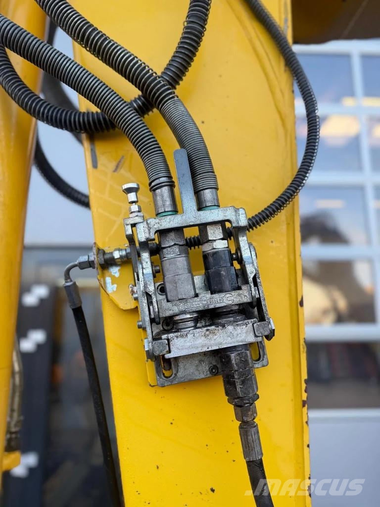 Komatsu PC80MR-3 Midibagger 7t - 12t