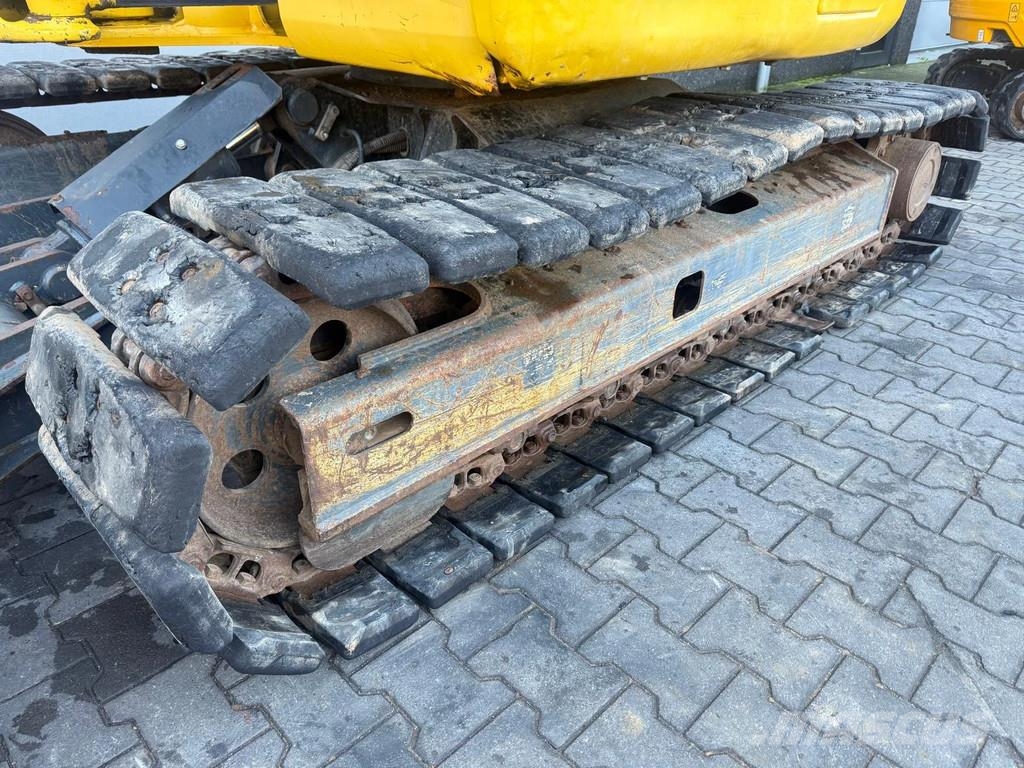 Komatsu PC80MR-3 Midibagger 7t - 12t