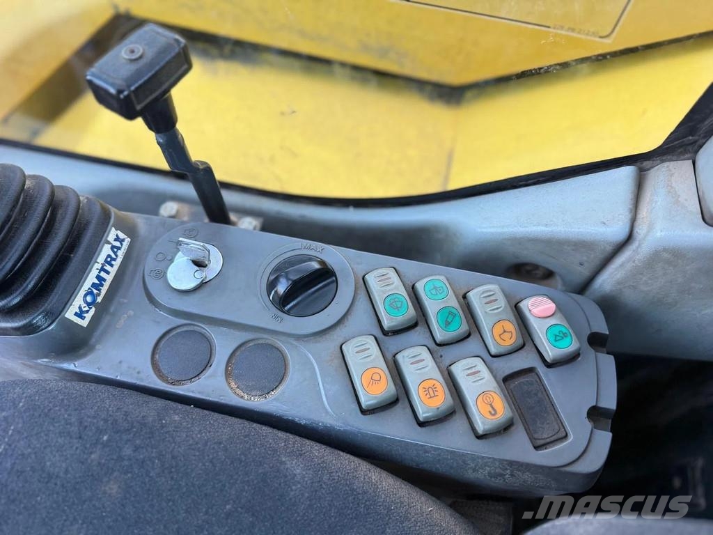Komatsu PC80MR-3 Midibagger 7t - 12t