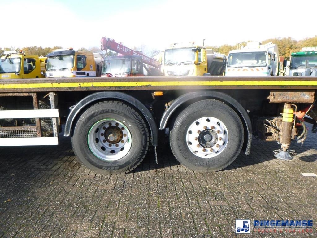 Scania P 400 8X2 RHD + Fassi F600 Kranen voor alle terreinen