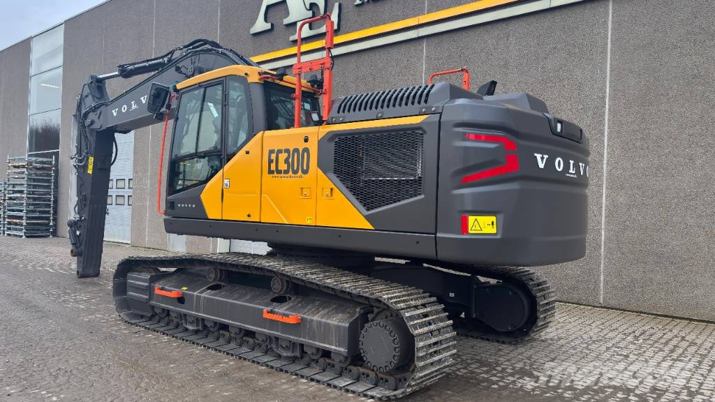 Volvo EC 300 FL Beltegraver