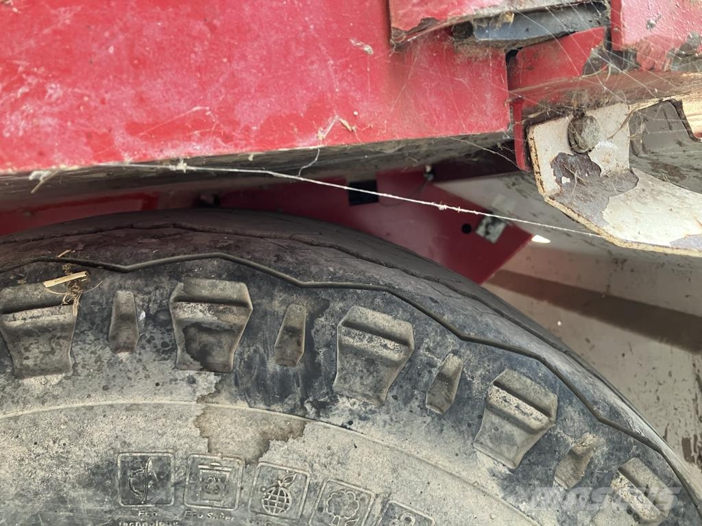 Trioliet Solomix 1-1200 L Vibrokonveierid