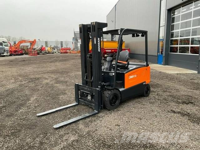 Doosan B35X-7 plus NIEUW, Overjarig! Elektrische heftrucks