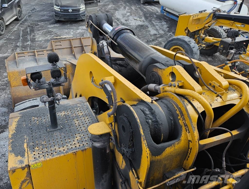 CAT 988 K Hjullastare
