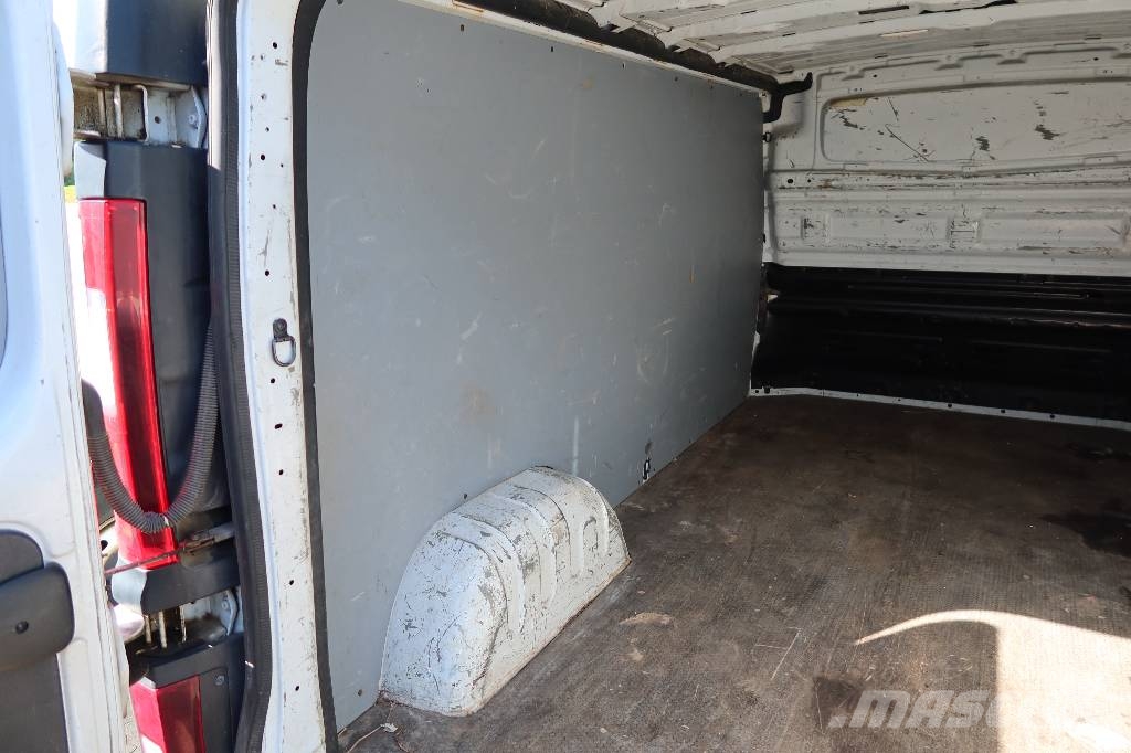 Renault Trafic Lieferwagen