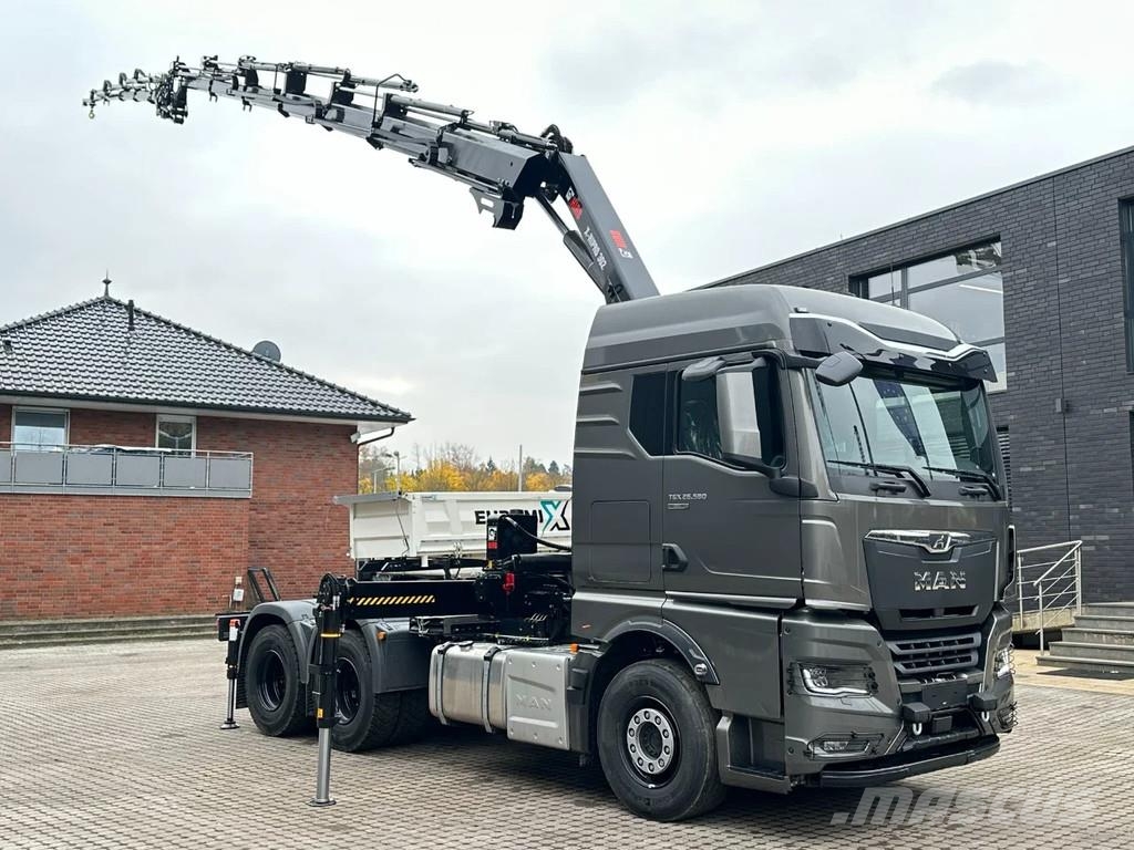 MAN TGX 33.580 MAN TGX 33.580 6x4 Kran Hiab 302-6 + Ji Guindastes todo-terreno
