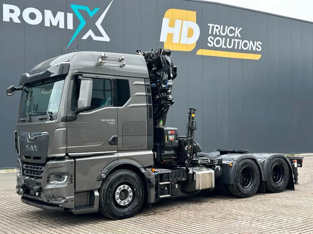MAN TGX 33.580 MAN TGX 33.580 6x4 Kran Hiab 302-6 + Ji All-Terrain-Krane