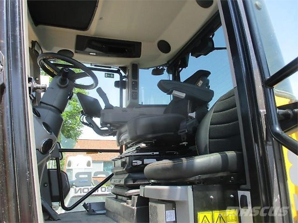 JCB 4220 iCon Traktorer
