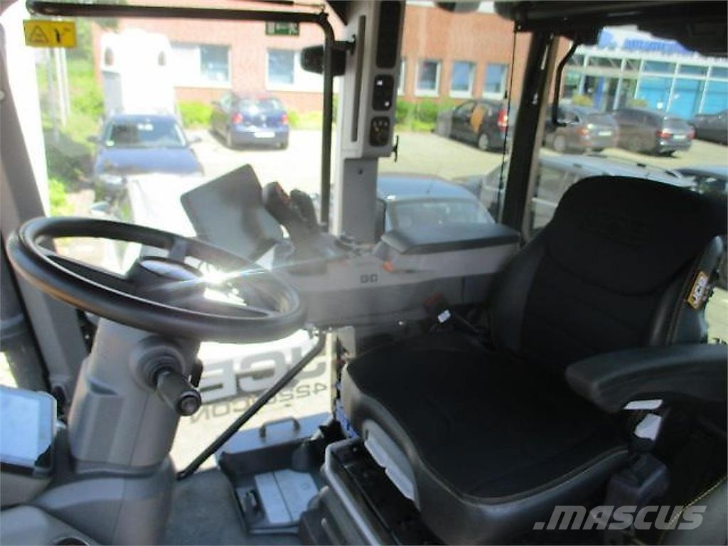 JCB 4220 iCon Traktorer