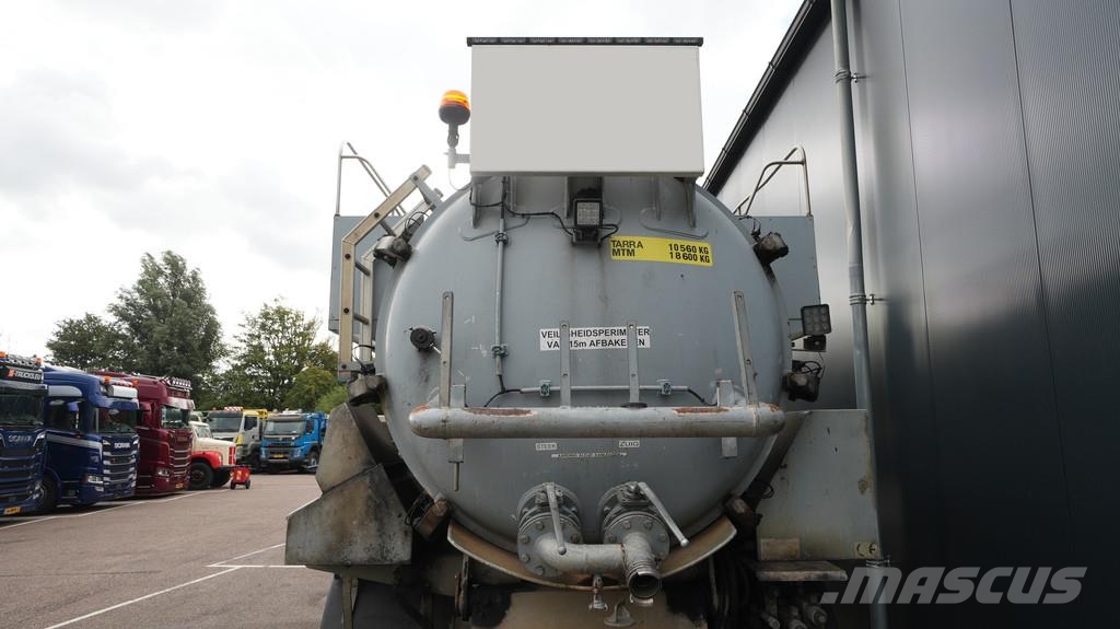 MAN LE 220 B vacuum truck 35.000km Kolkenzuigers