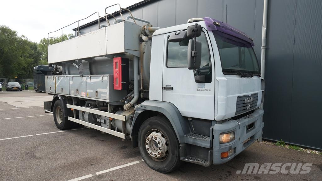 MAN LE 220 B vacuum truck 35.000km Kolkenzuigers