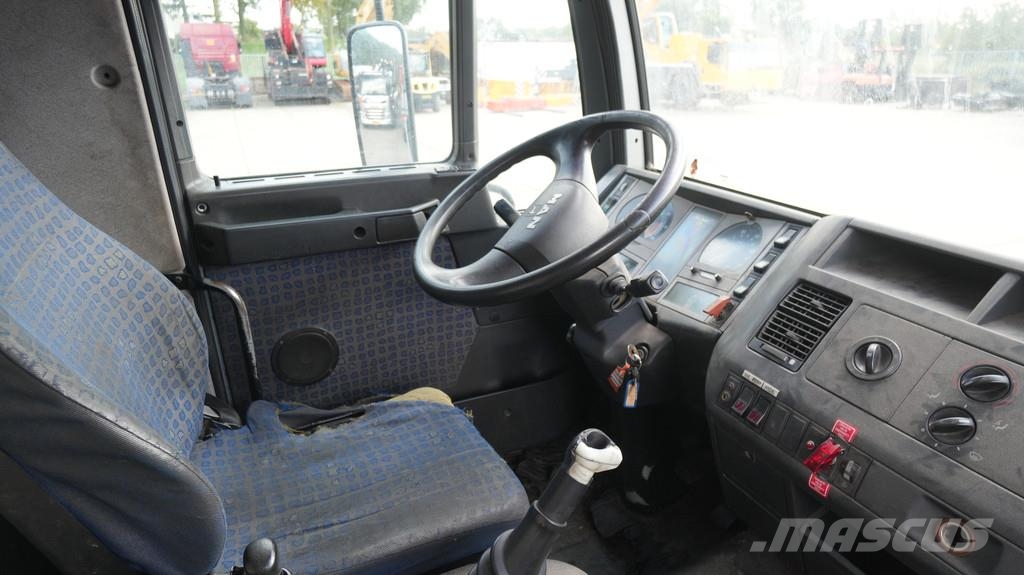 MAN LE 220 B vacuum truck 35.000km Kolkenzuigers
