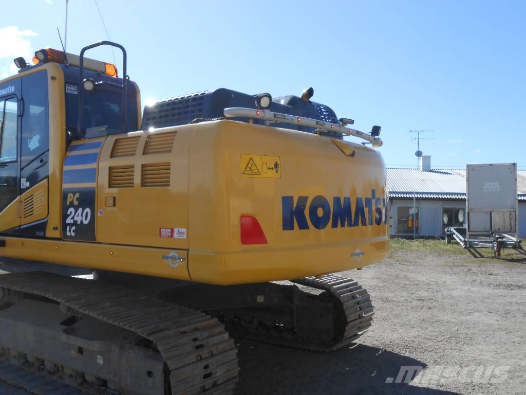 Komatsu PC 240 LC-11 Rupsgraafmachines