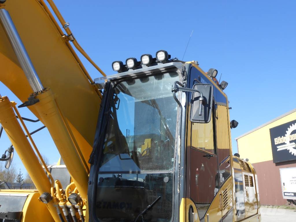 Komatsu PC 240 LC-11 Rupsgraafmachines