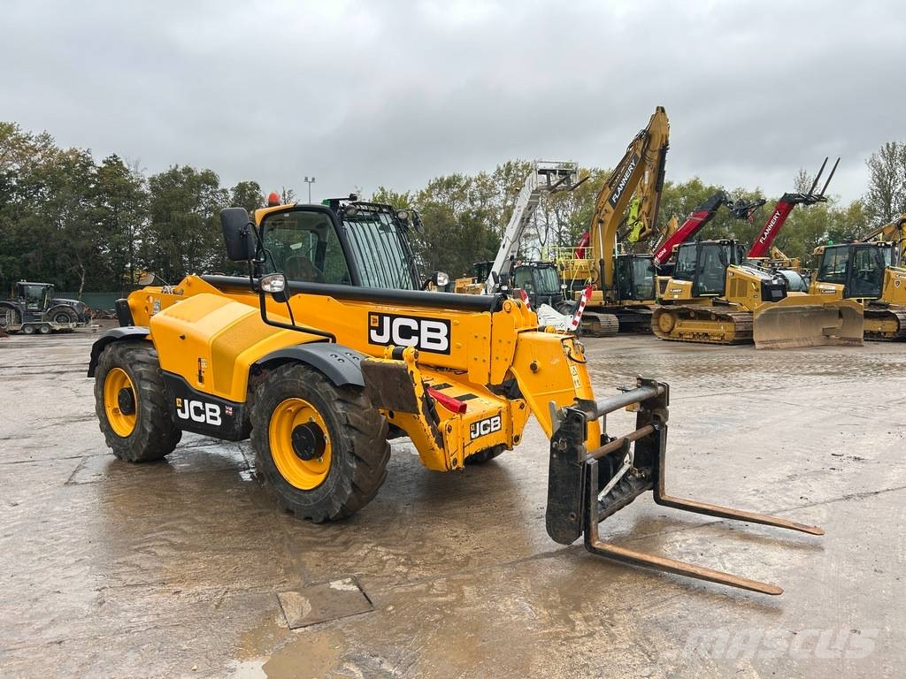 JCB 540-140 Teleskopski viličarji