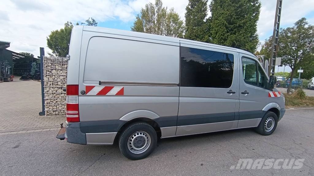 Mercedes-Benz 313 Sprinter, Werkstattschränke, Klima, Webasto Lette lastebiler
