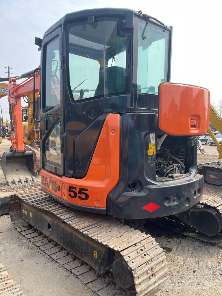 Hitachi Zaxis 55 U Bagri goseničarji