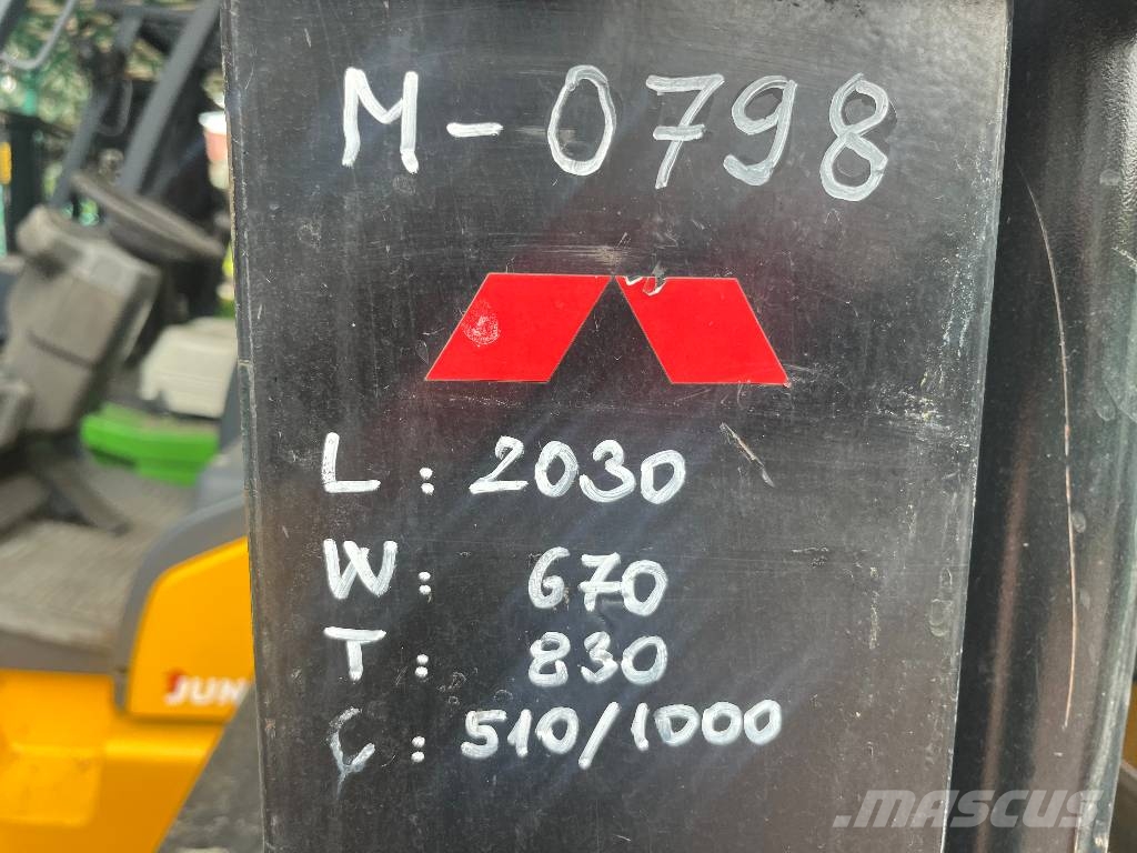 Mitsubishi FG30N V-3904 IO Gaasitõstukid