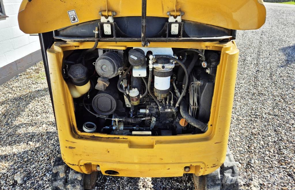 CAT 301.7 D Міні-екскаватори < 7т