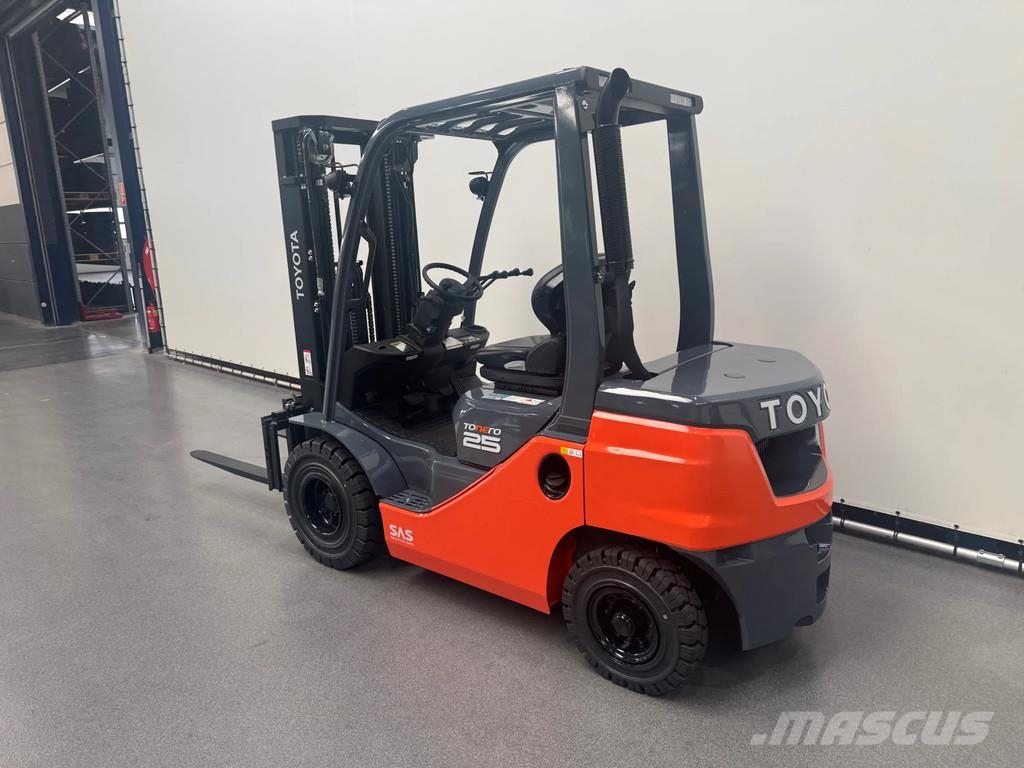 Toyota 52-8 FDF 25 Diesel heftrucks