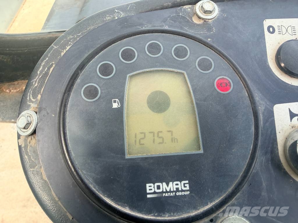 Bomag BW100 AC-4 Dvojni valjarji