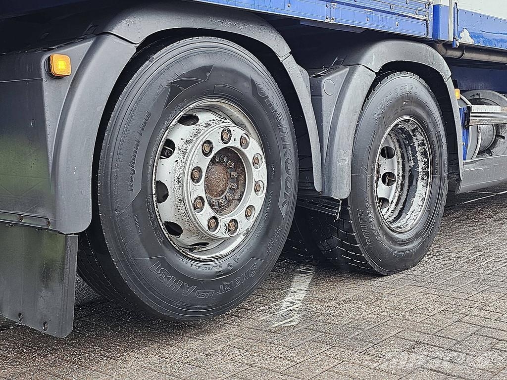 MAN 26.440 TGX 6X2 TAILLIFT شاحنات ذات هيكل صندوقي