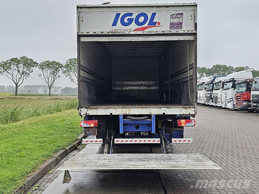 MAN 26.440 TGX 6X2 TAILLIFT شاحنات ذات هيكل صندوقي